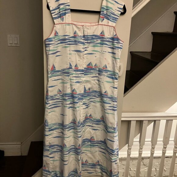 Vested Gentress Sailboats and Seabirds - Picture 5 of 9